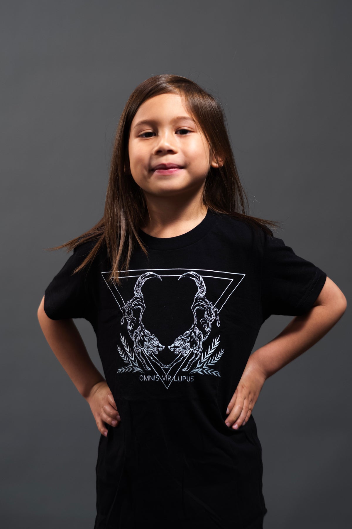 Omnis Vir Lupus Youth T-Shirt