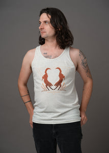 Tank top with two wolves and the phrase 'Omnis Vir Lupus'