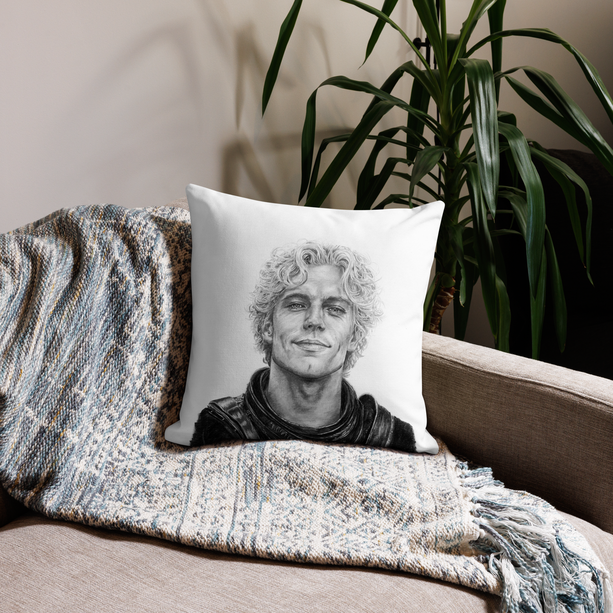 Cassius Pillow