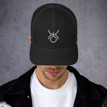 Load image into Gallery viewer, Grey sigil of the soldiers and police on black hat
