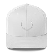 Load image into Gallery viewer, White hat with embroidered white Obisidan sigil
