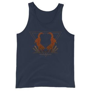 Tank top with two wolves and the phrase 'Omnis Vir Lupus'